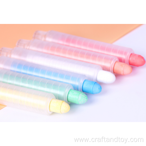 Dust-free silky chalk marker